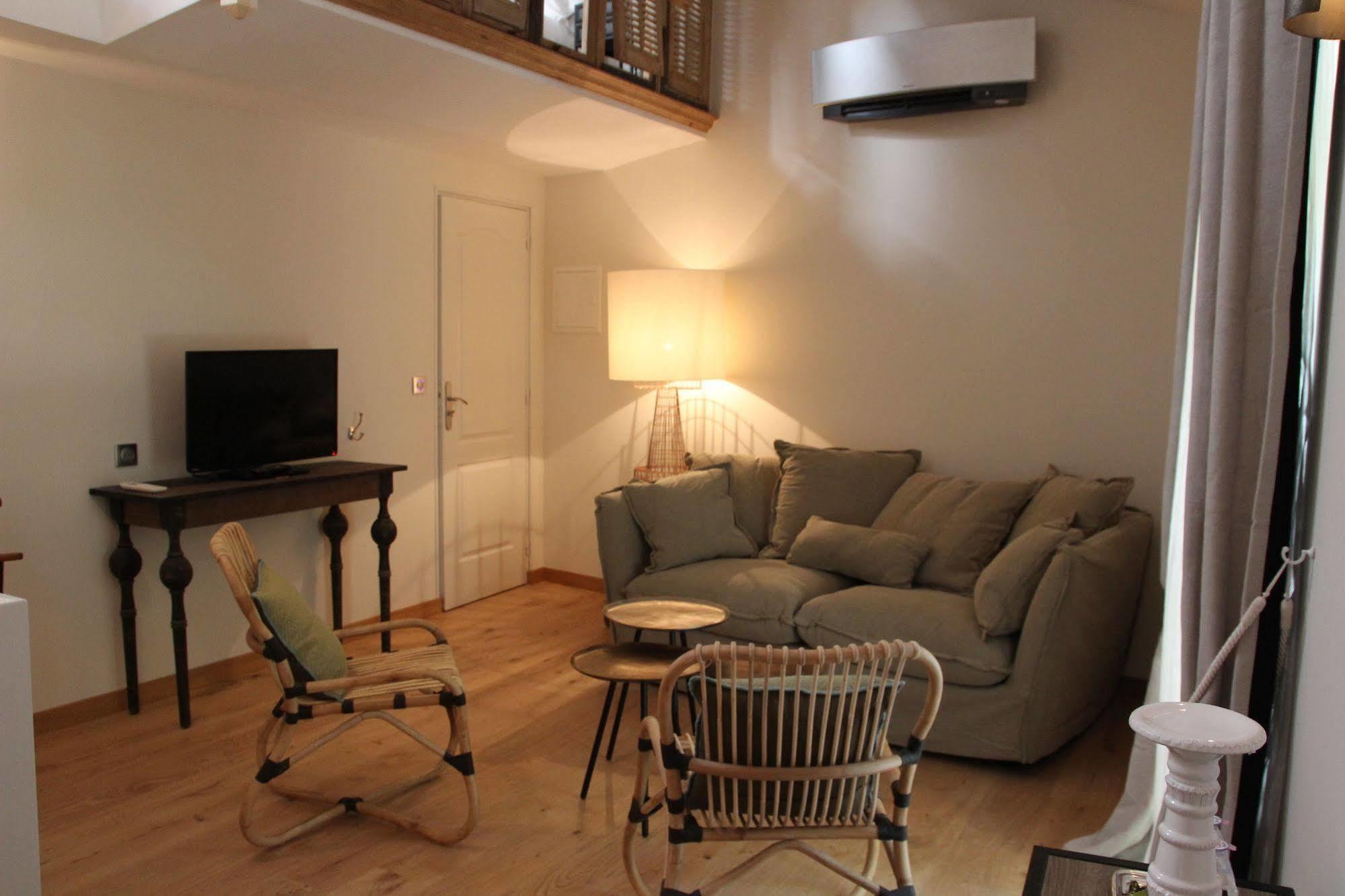Maison D'Hotes Les Varietes Saint-Rémy-de-Provence 외부 사진